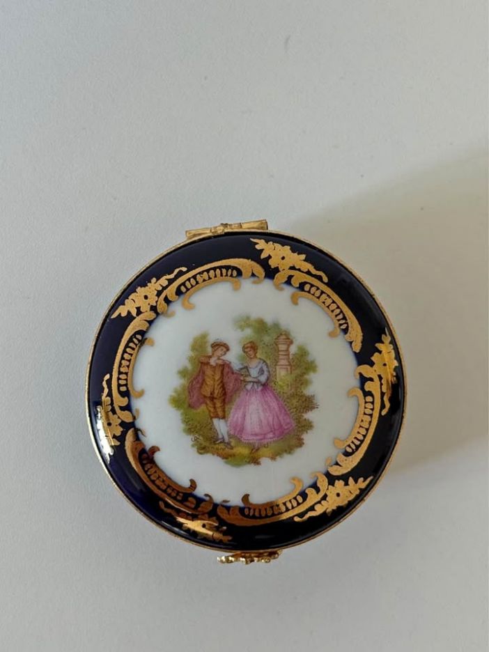 Cobalt Romance · Castel Porcelain Keepsake Box, additional view — original item photo
