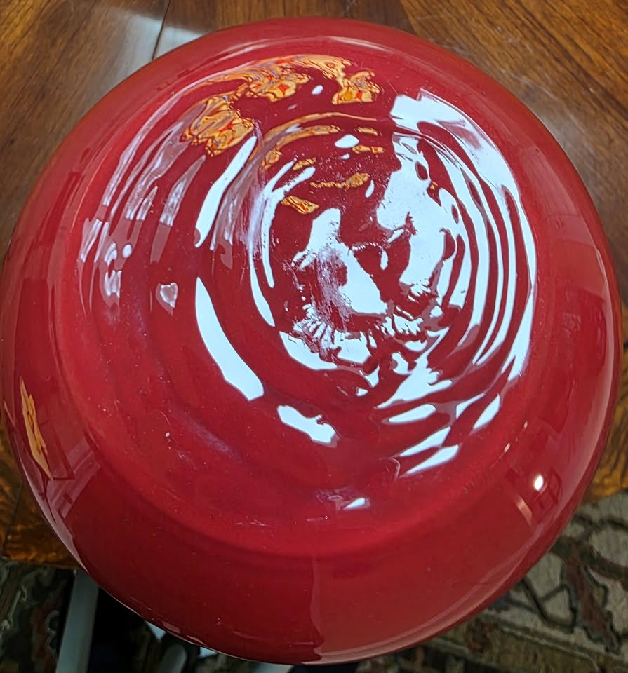 Coral Hourglass Vase · Applied Glass Ribbon, 12¾ Inches, additional view — original item photo
