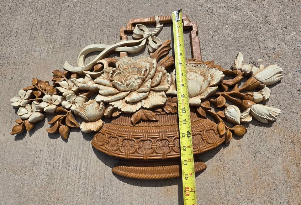 Peony Gathering · Homco Floral Wall Plaque, additional view — original item photo Peony Gathering · Homco Floral Wall Plaque, additional view — original item photo
