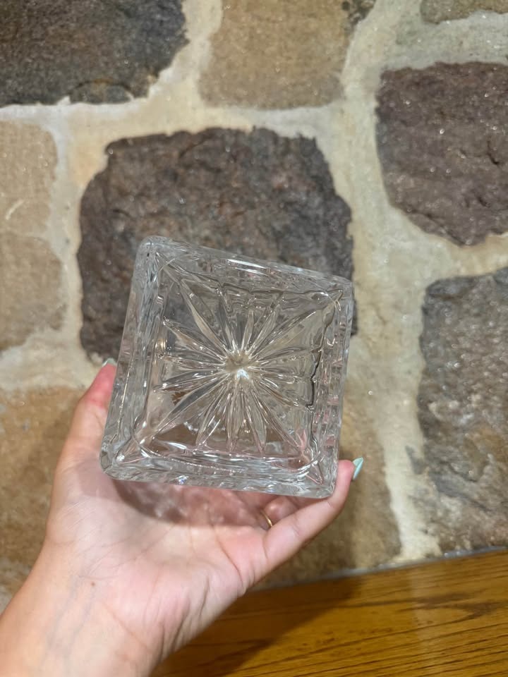 French Facets · Cristal d’Arques Lead-Crystal Decanter, additional view — original item photo