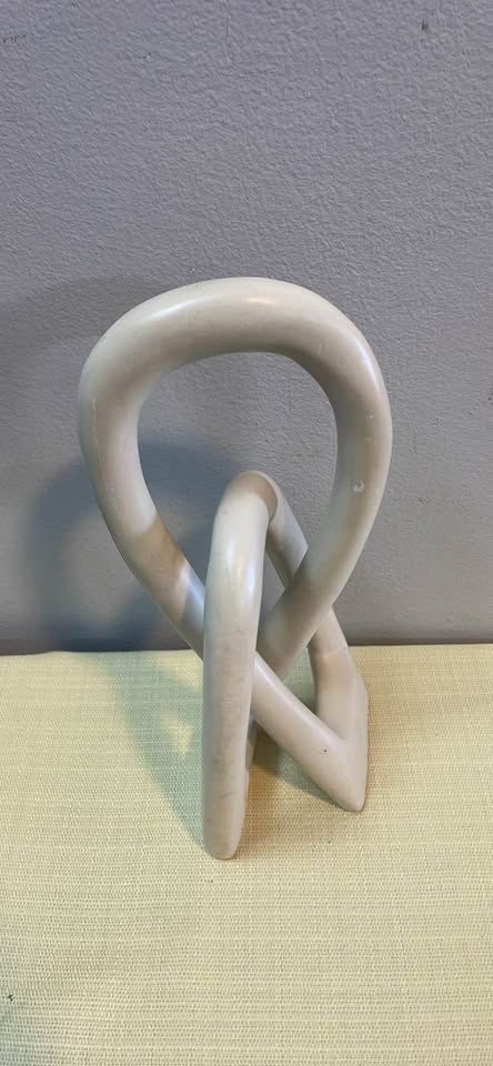 Ivory Loop & Link · Interlocking Ceramic Table Sculpture, additional view — original item photo