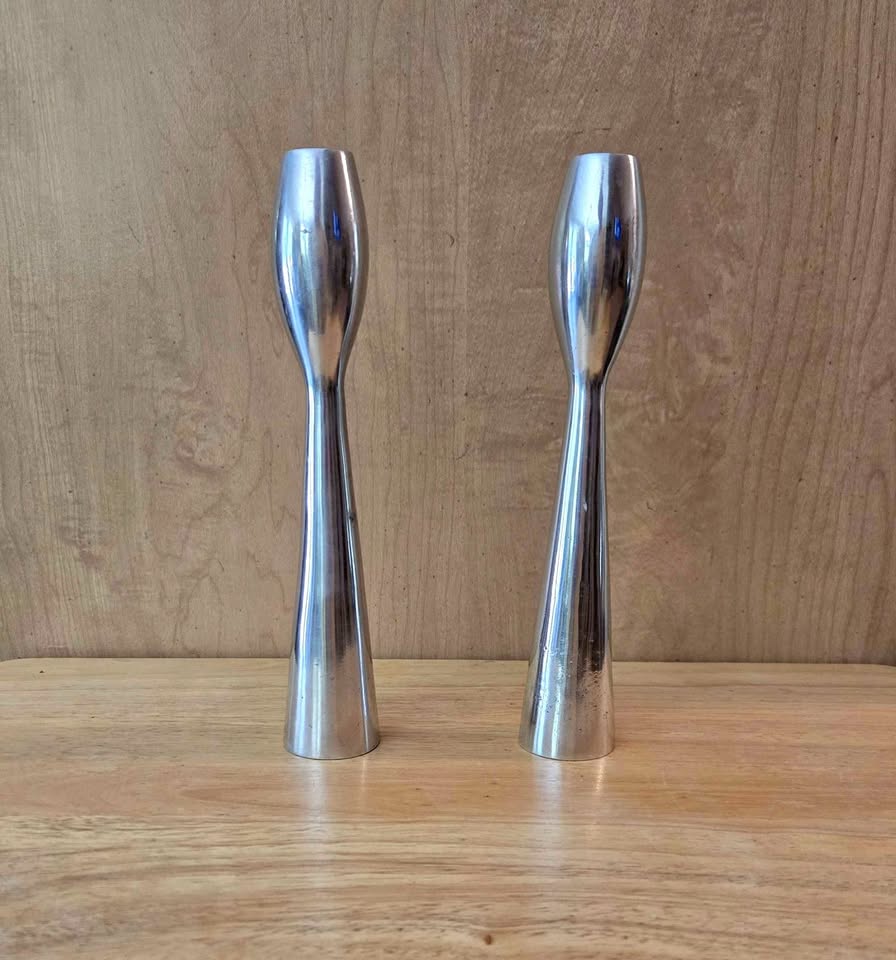 Silver Poise · Modernist Candlestick Pair, additional view — original item photo Silver Poise · Modernist Candlestick Pair, additional view — original item photo