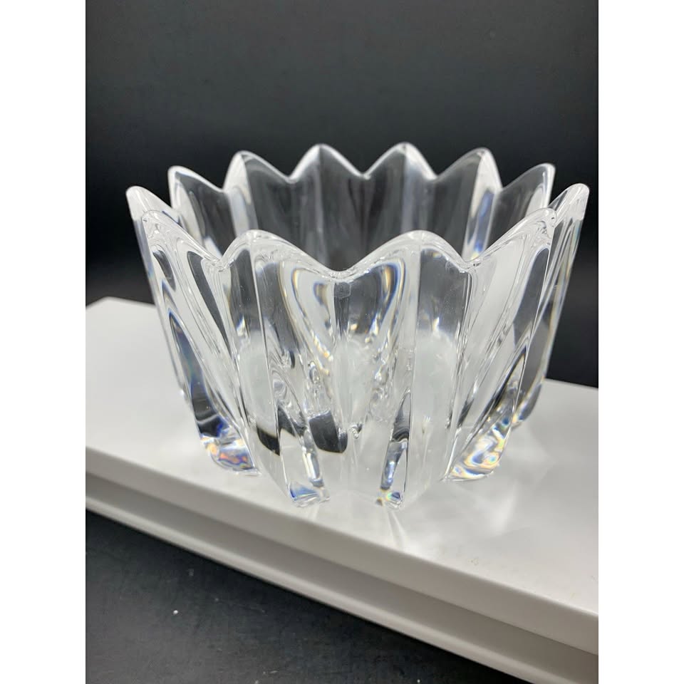 Orrefors Petal-Crown Crystal Bowl · Signed Clear Glass, additional view — original item photo