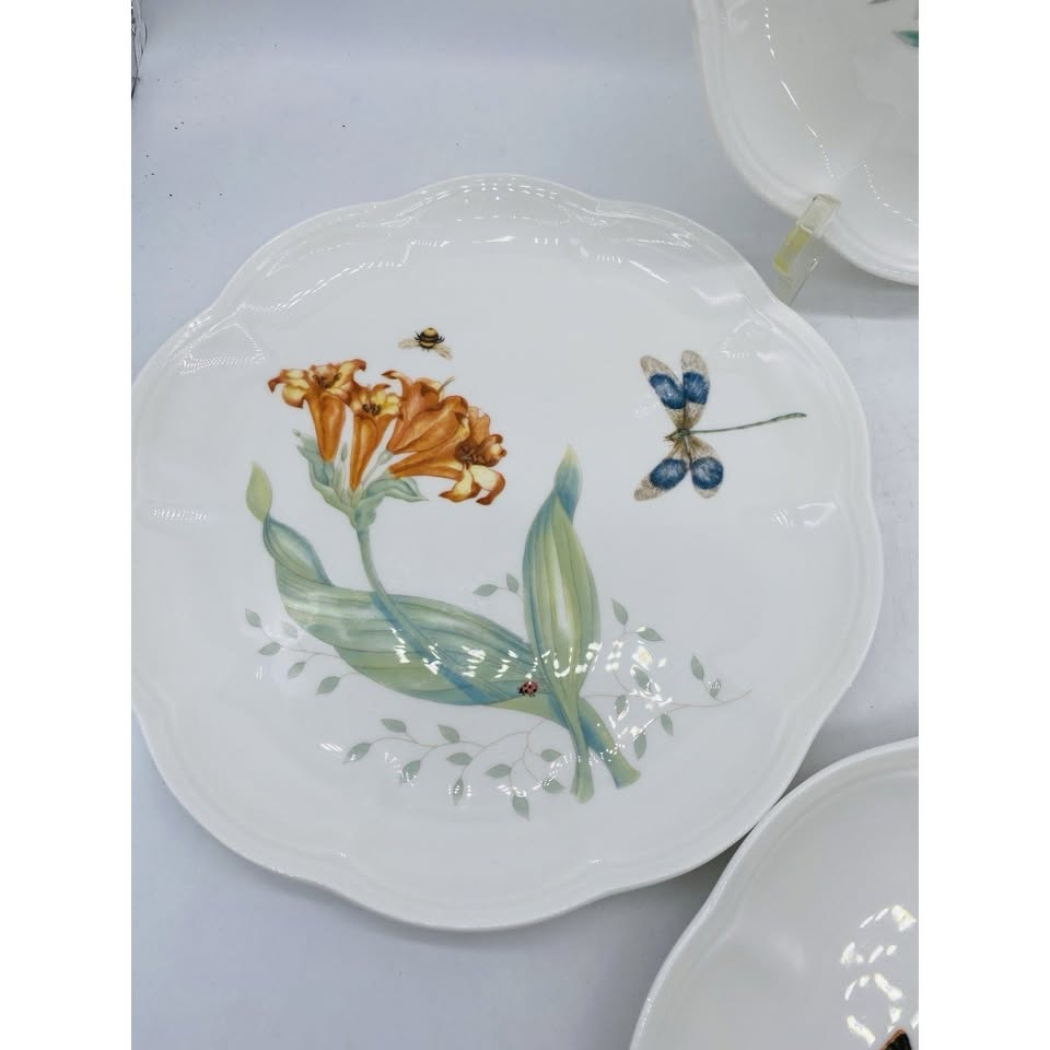 Meadow Quartet · Lenox Butterfly Accent Plates, additional view — original item photo