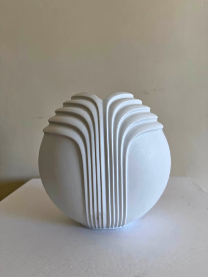Ivory Rhythm · Rosenthal Sculptural Porcelain Vase, additional view — original item photo