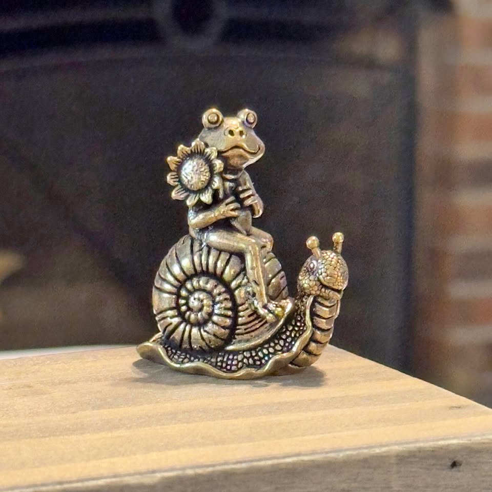Sunflower Frog & Snail · Tiny Woodland Shelf Figurine, additional view — original item photo